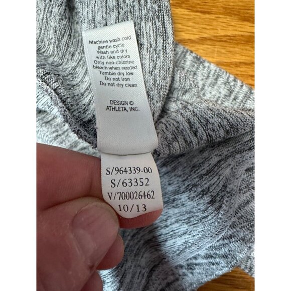 ATHLETA No Sweatin' It Sharkbite Pullover Gray Heather Shirt Women's Size M - Picture 9 of 11